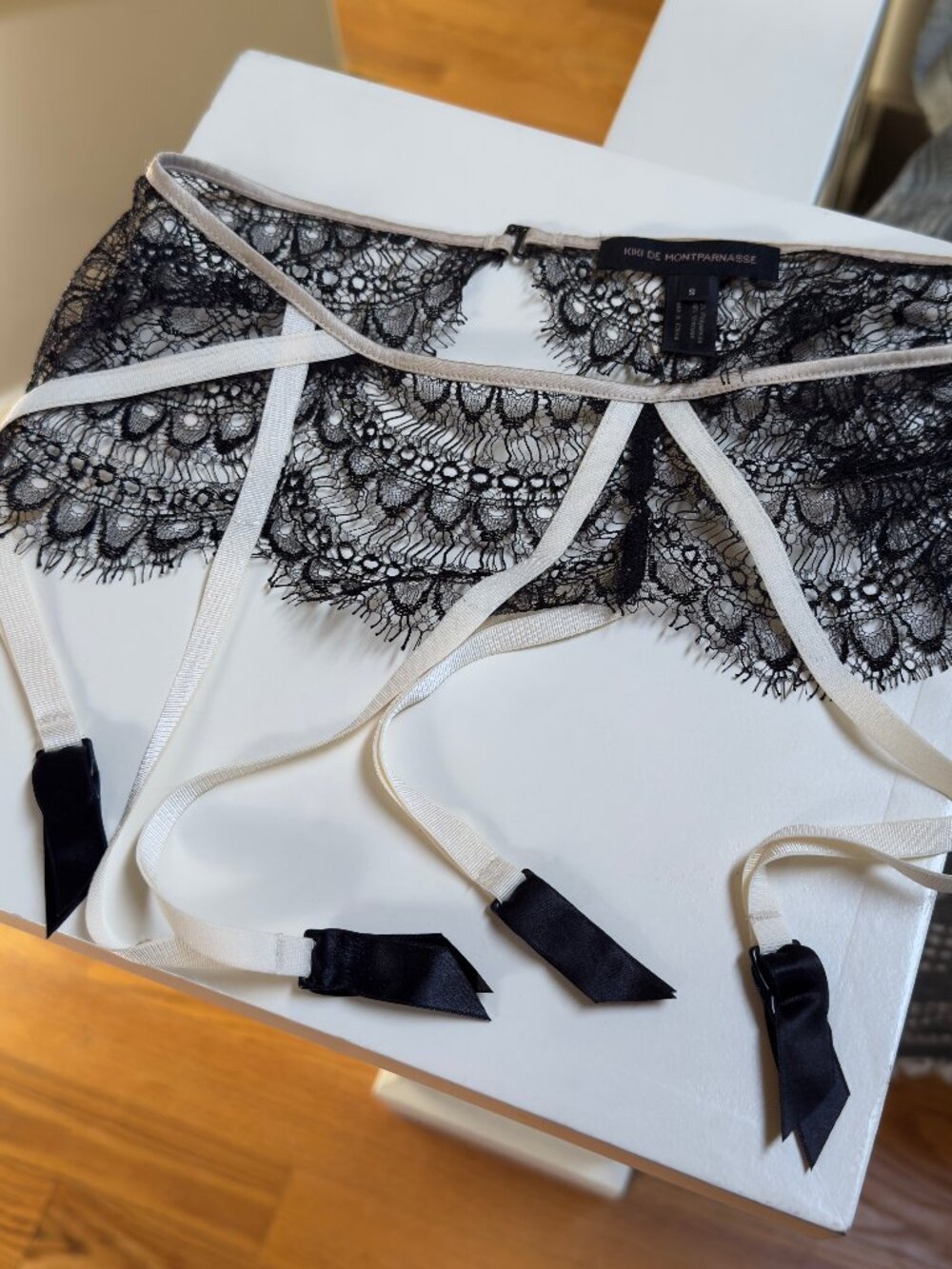 Kiki de Montparnasse ‘Art Deco’ Garter Belt — Black / Blush
